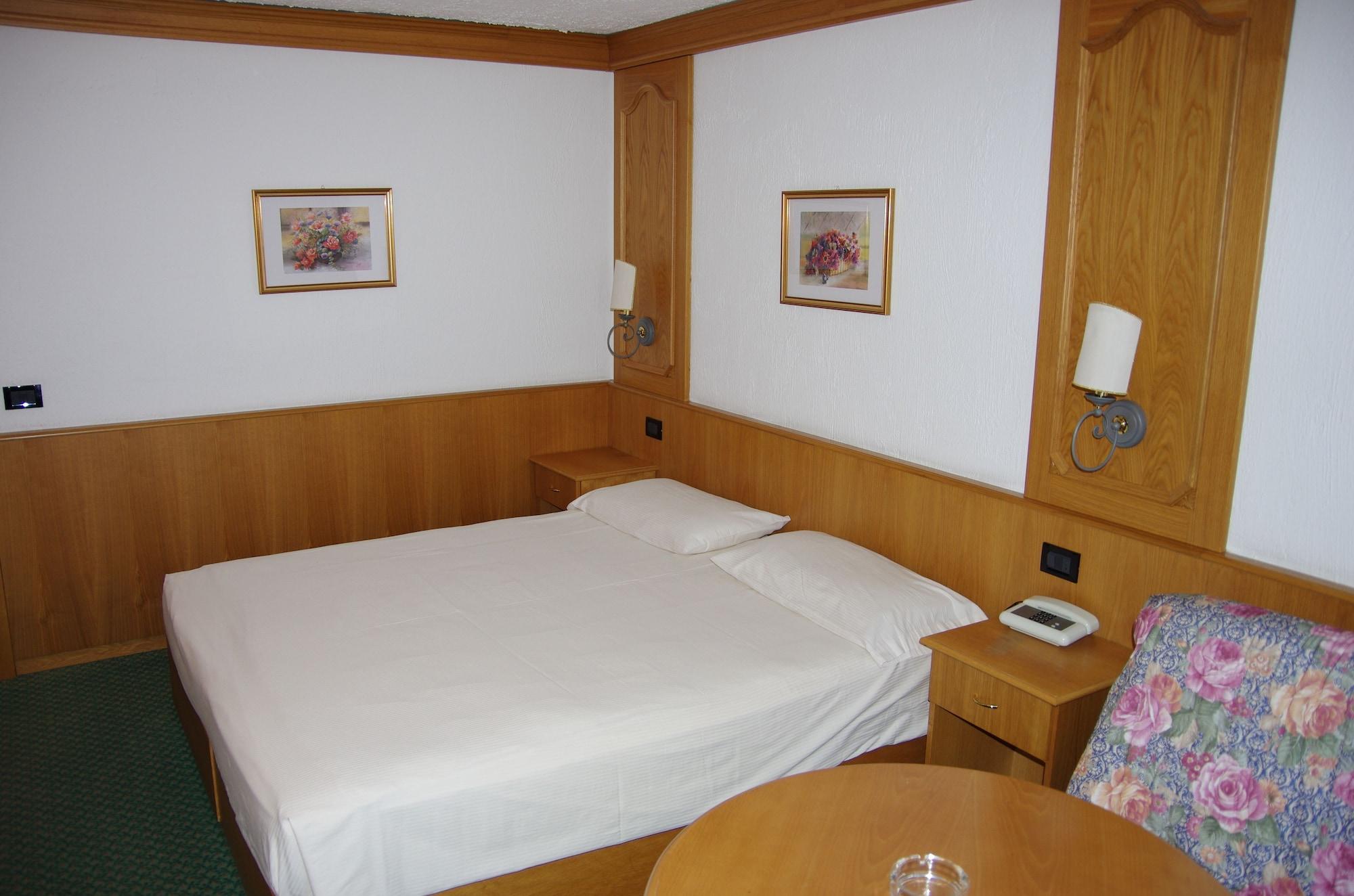 Hotel Intermonti Livigno Ngoại thất bức ảnh