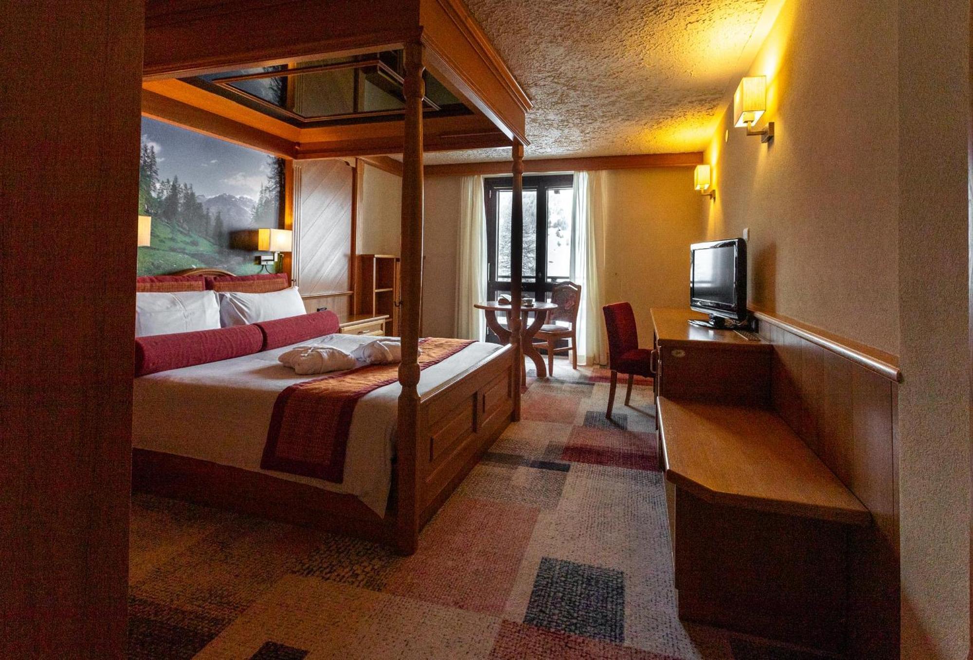 Hotel Intermonti Livigno Ngoại thất bức ảnh