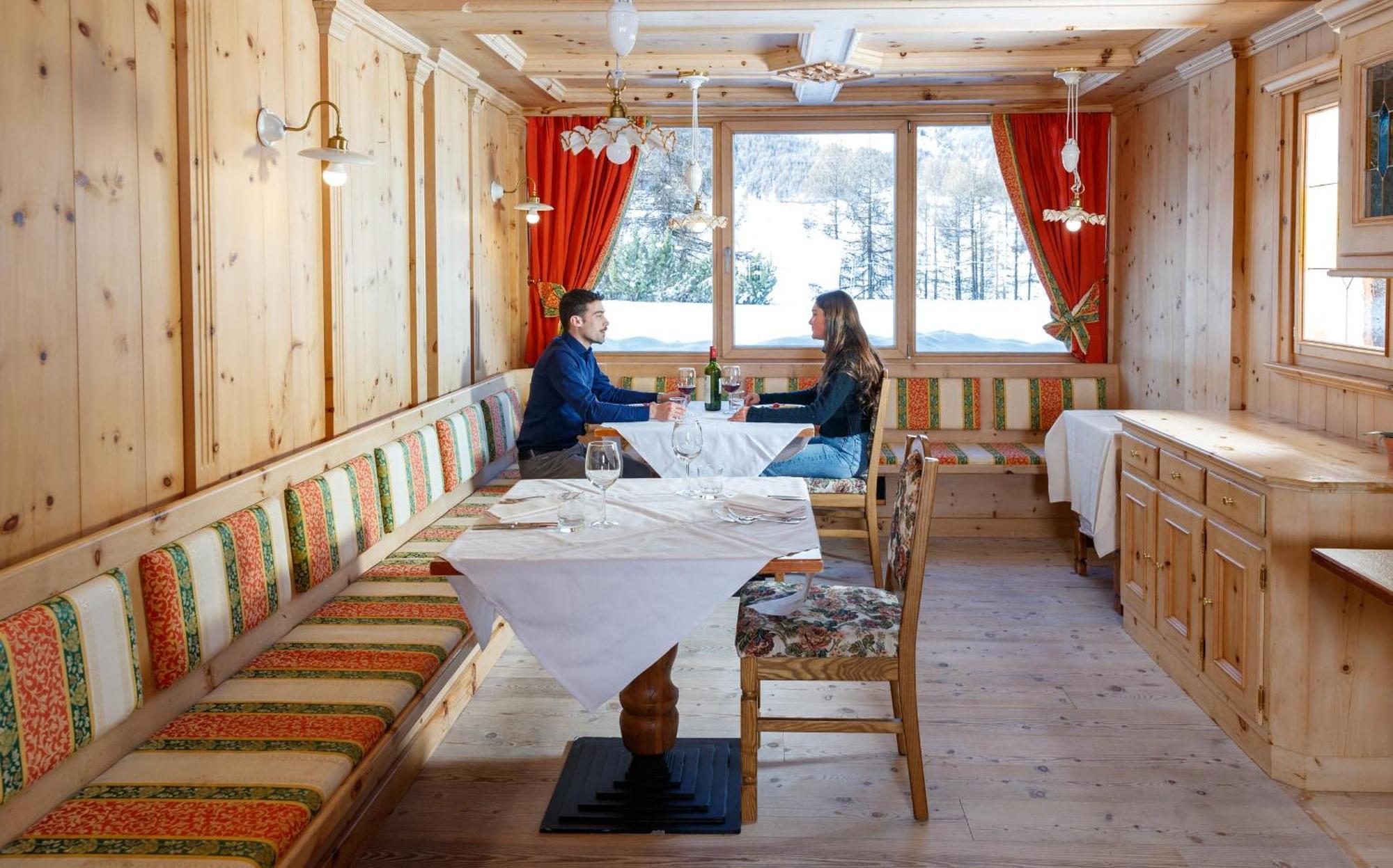 Hotel Intermonti Livigno Ngoại thất bức ảnh