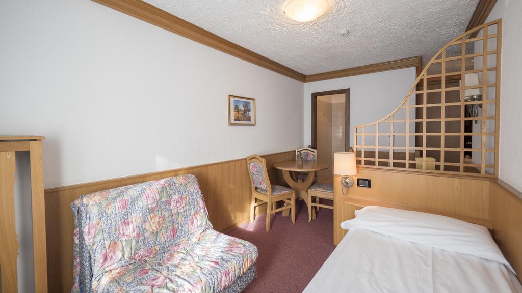 Hotel Intermonti Livigno Ngoại thất bức ảnh